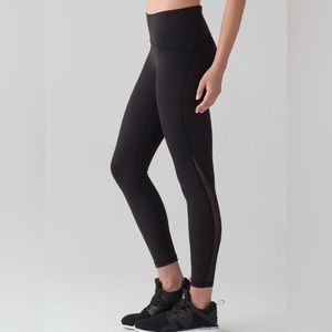 Lululemon Athletica train times legging 6